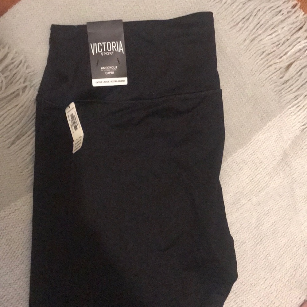 Victoria Secret leggings NWT